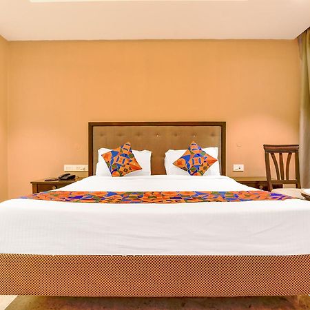 Fabhotel Prime The King'S Court - Nr Calangute Beach エクステリア 写真